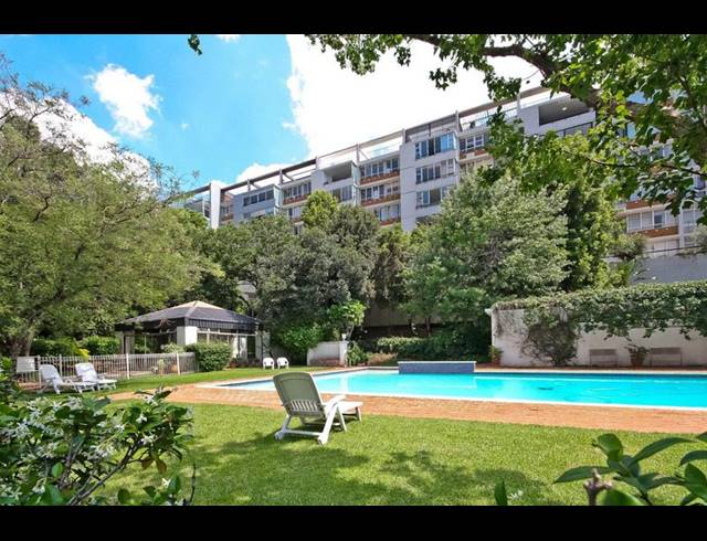 2 BEDROOM APARTMENT FOR SALE IN BENMORE GARDENS